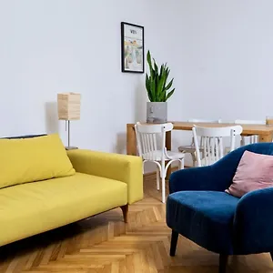 Altbauschatz Am Alsergrund, Nähe Innere Stadt Apartment