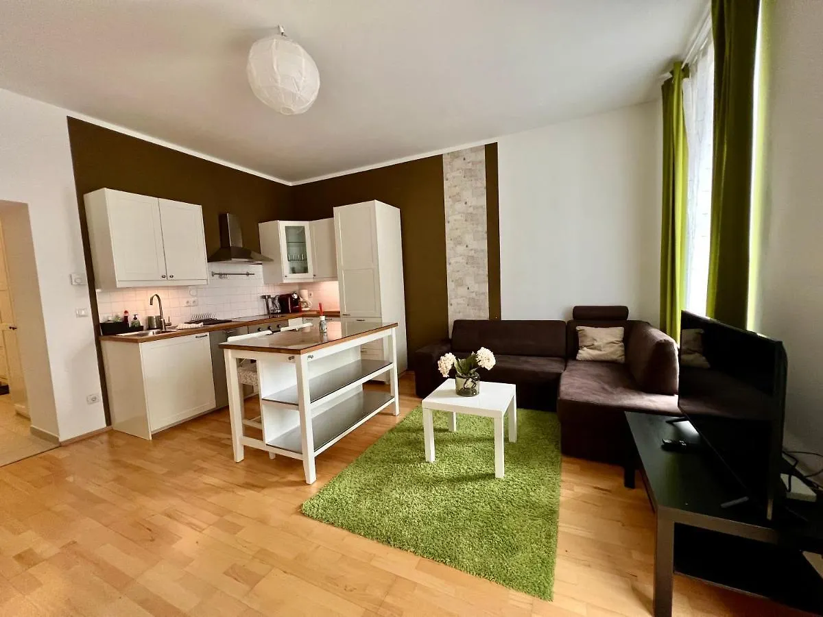 Cozy 2-Room Apartment Vienna